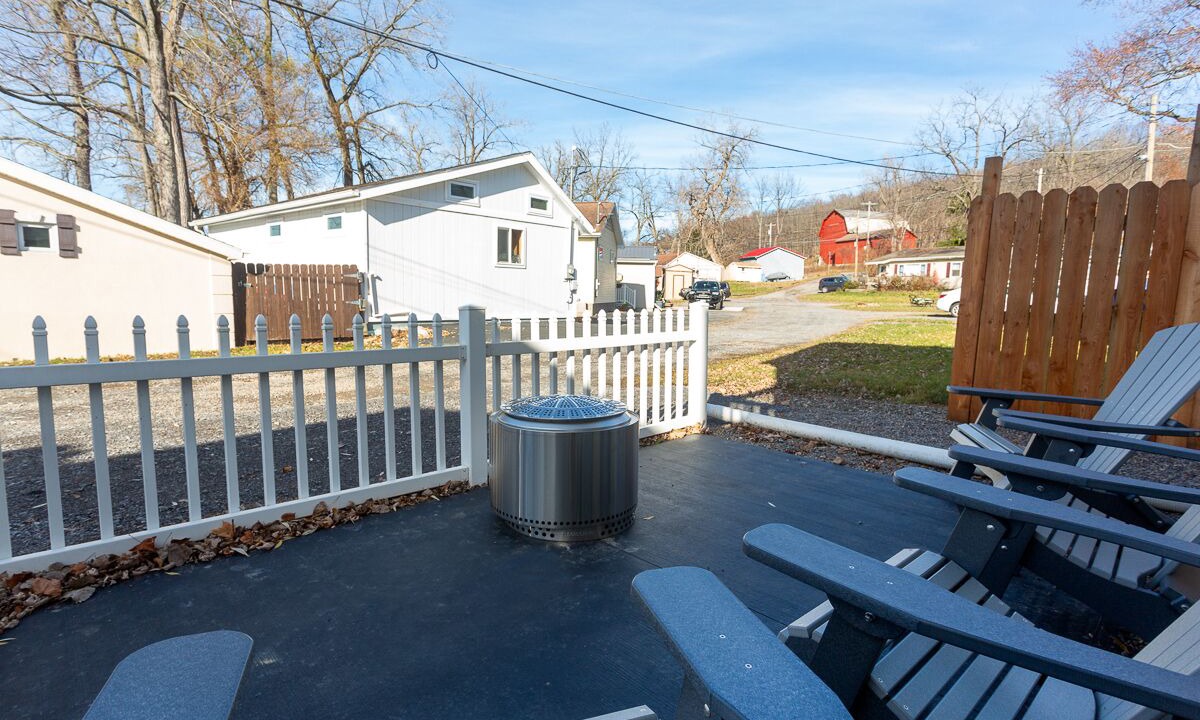Photo of Patio Balcony in Conesus
