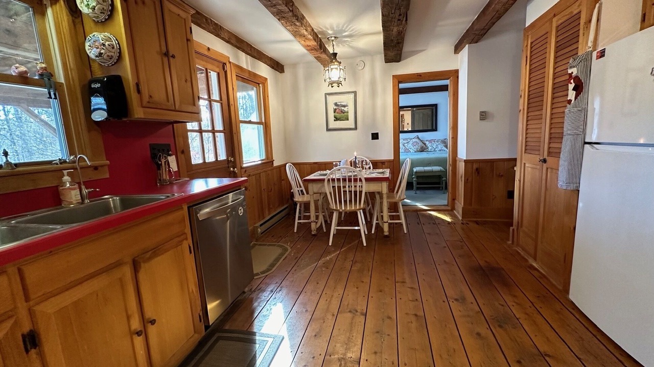 Photo of Bedroom in Hadley