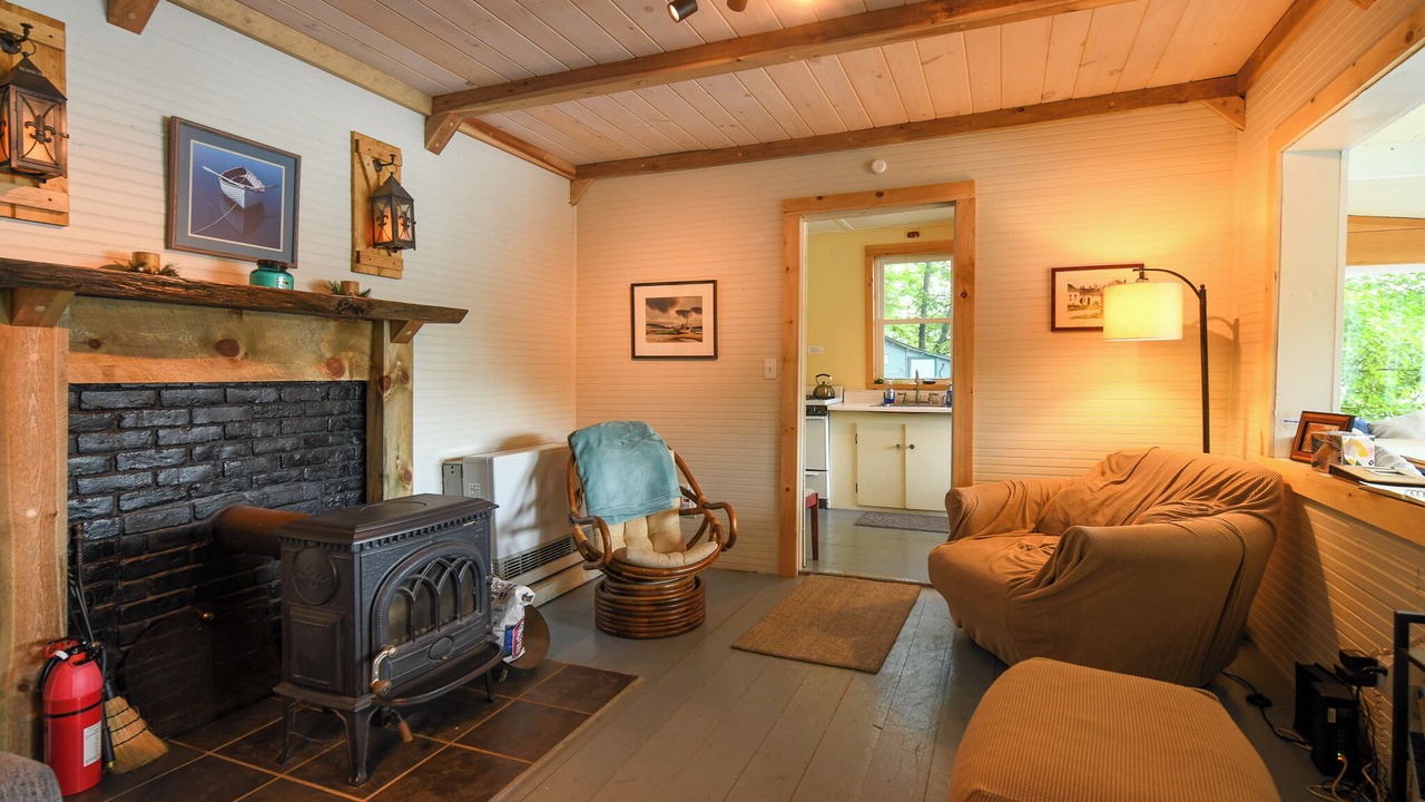 Photo of Livingroom in Harrison