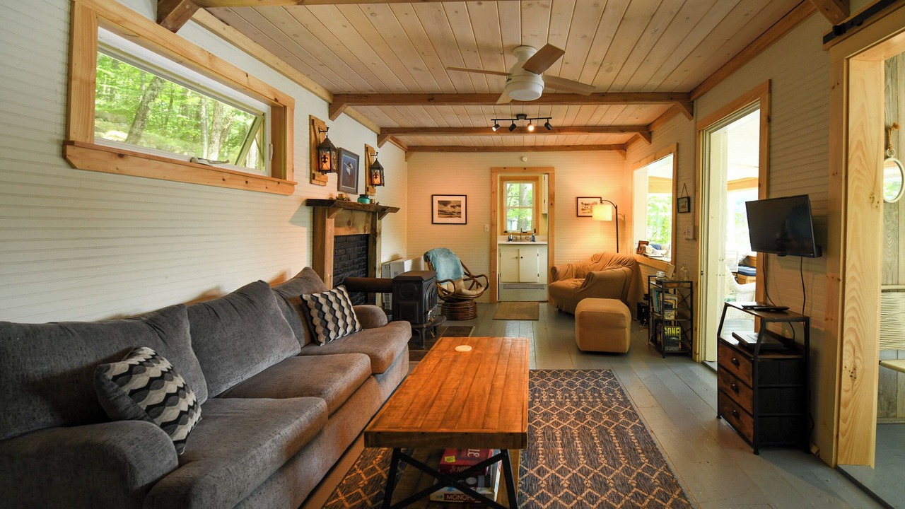 Photo of Livingroom in Harrison