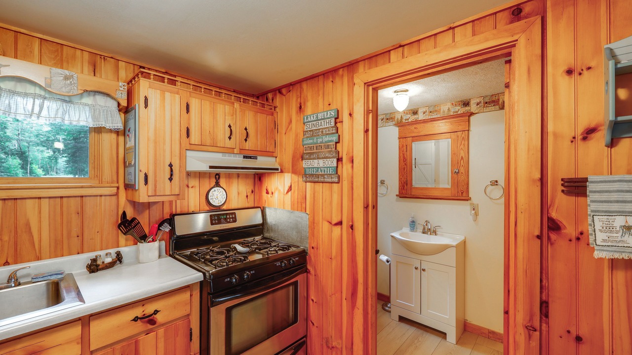 Photo of Kitchen in Eddington