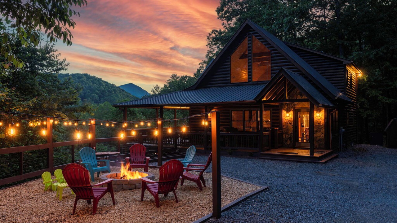 Photo of Outdoor in Cherry Log