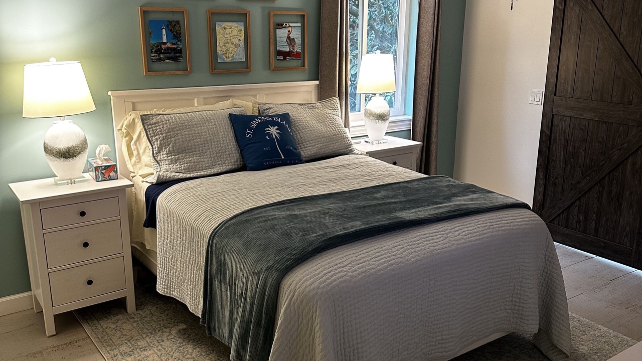 Photo of Bedroom in Saint Simons Island