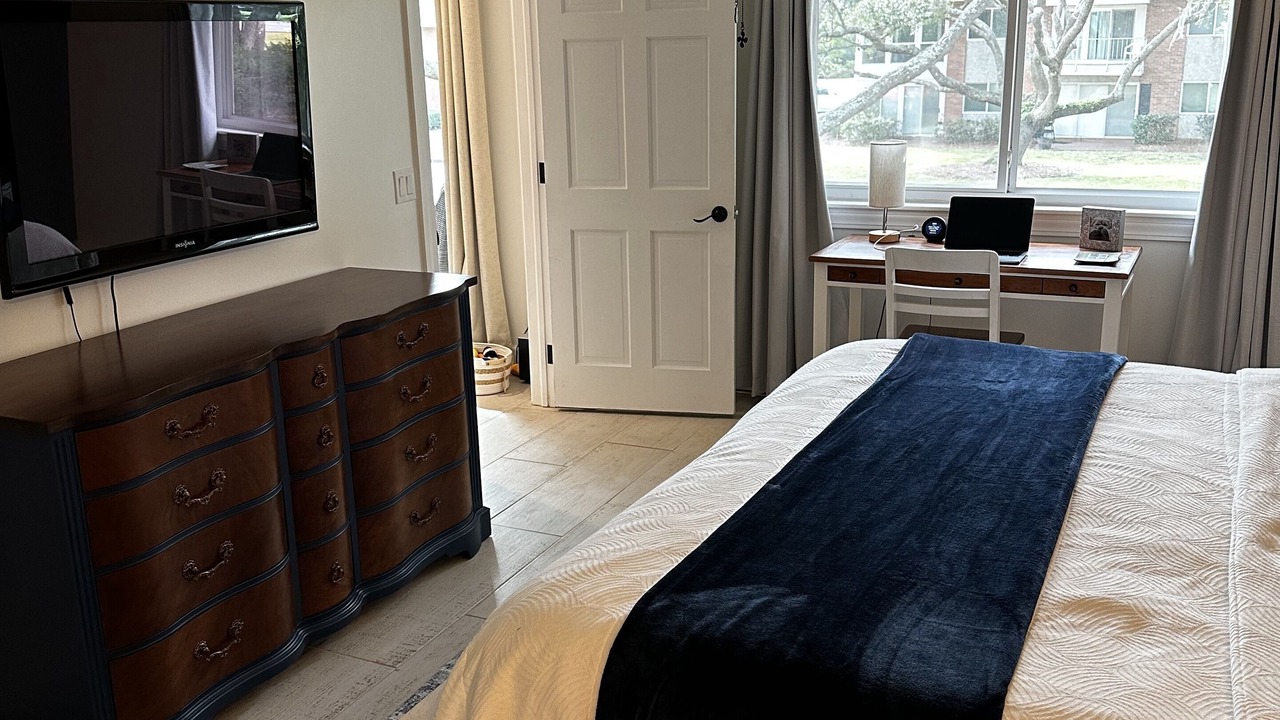 Photo of Bedroom in Saint Simons Island