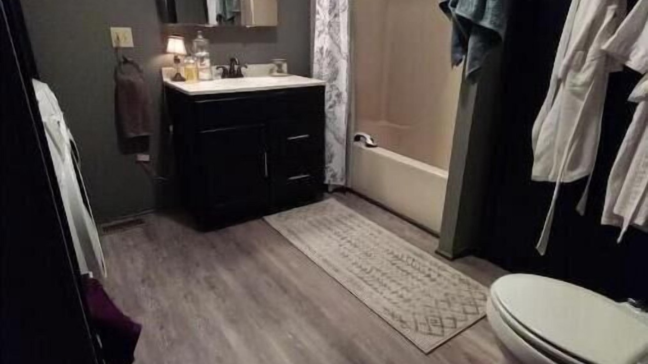 Photo of Bathroom in Chatuge Village