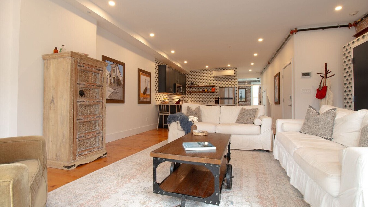 Photo of Livingroom in Downtown Portland