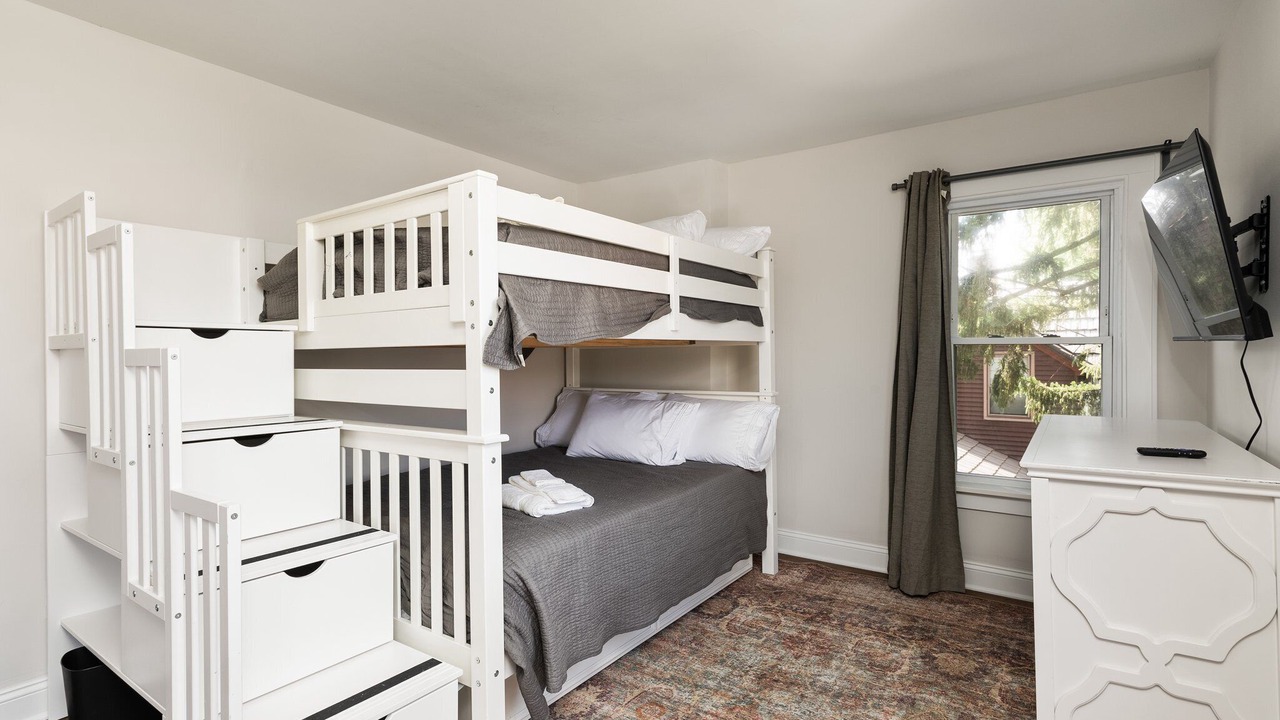 Photo of Bedroom in Clintonville
