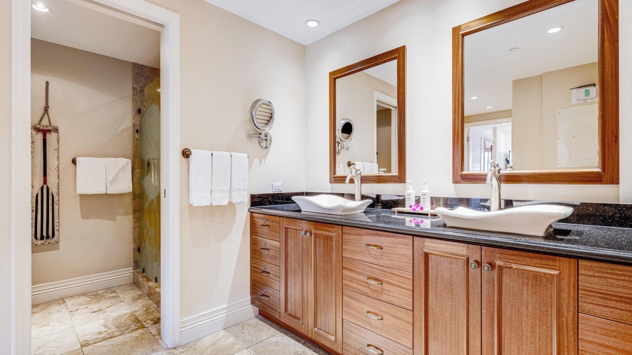 Photo of Bathroom in Kaanapali