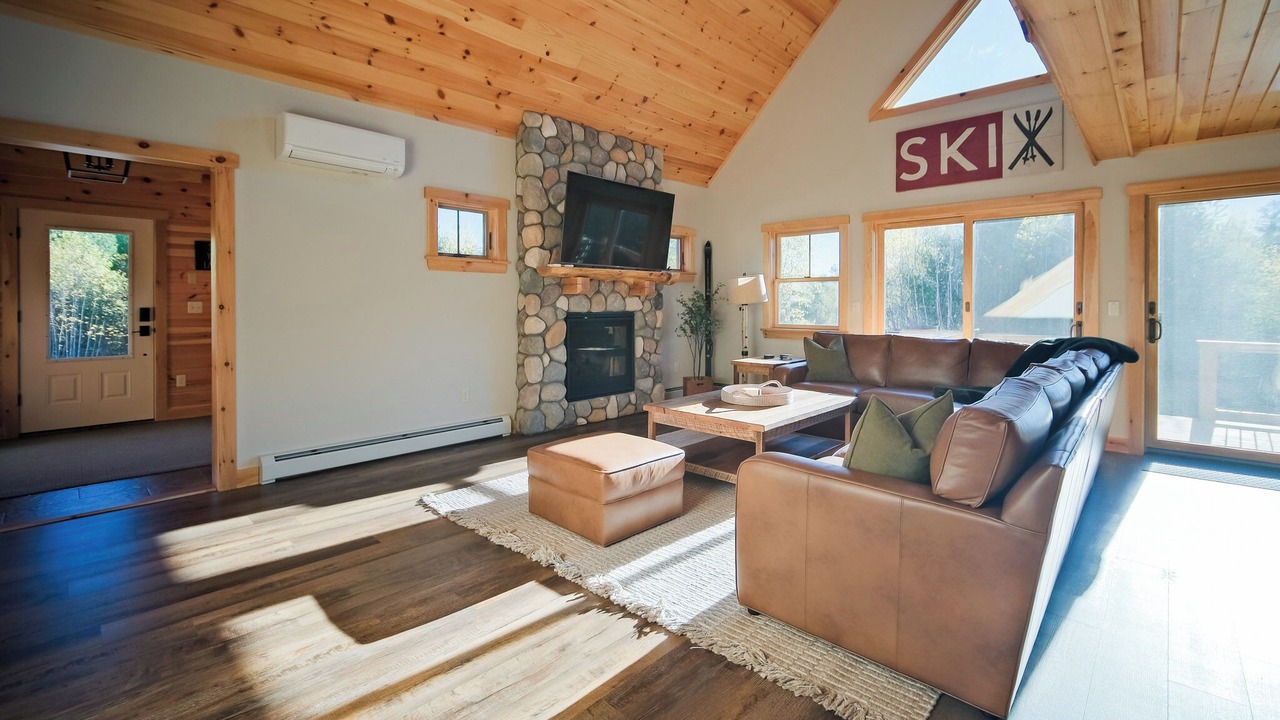 Photo of Livingroom in Bethel