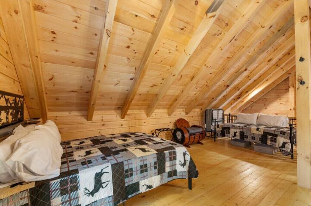 Photo of Bedroom in Pittsburg