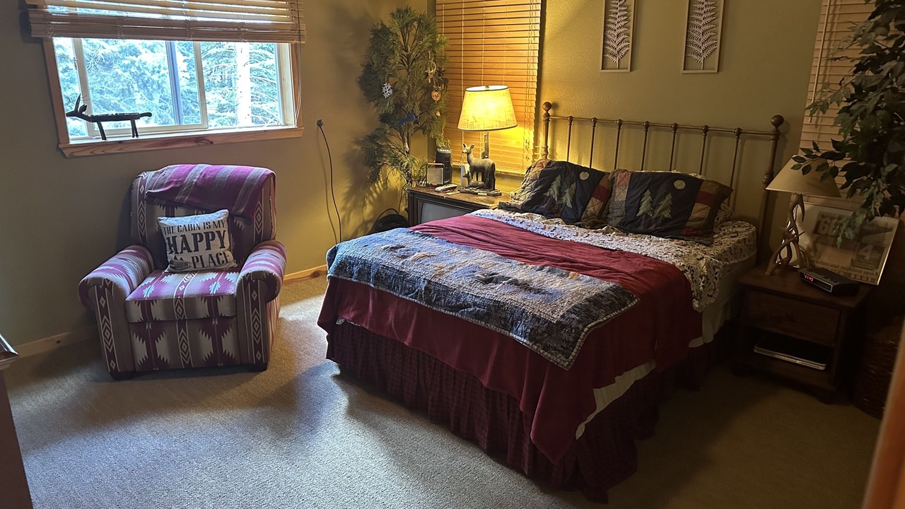 Photo of Bedroom in Meadow View Heights