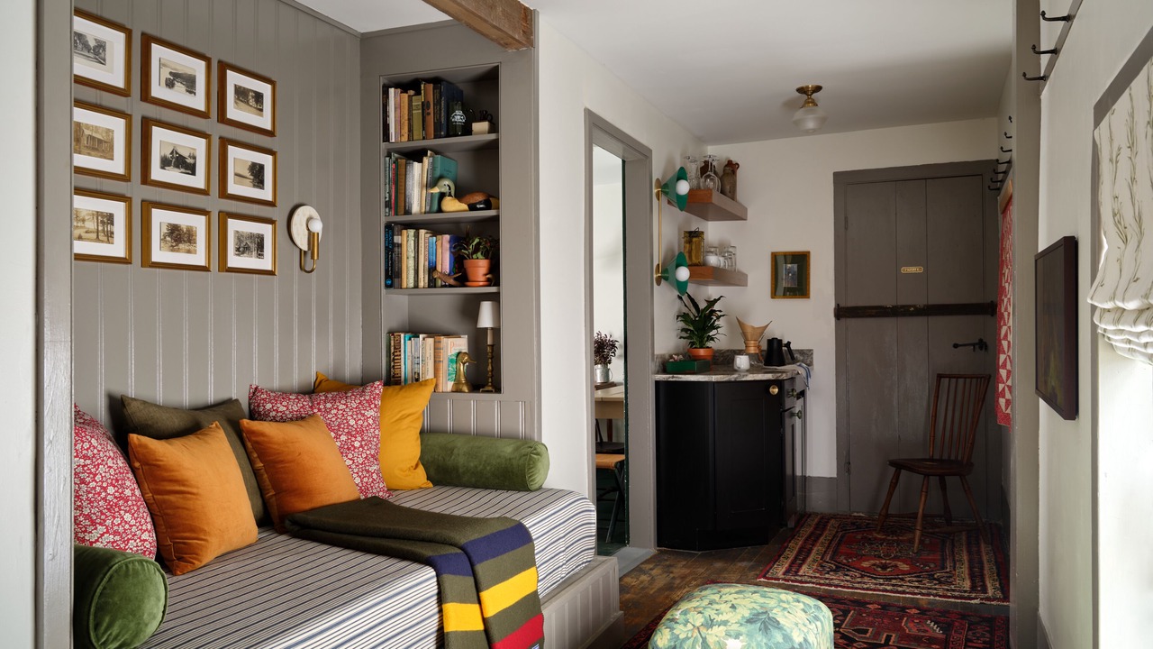 Photo of Livingroom in Center Lovell