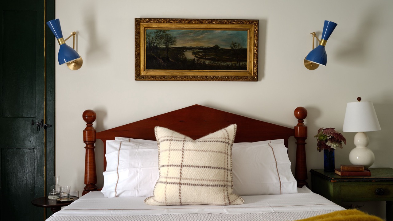 Photo of Bedroom in Center Lovell