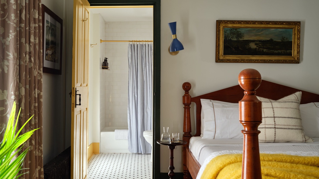 Photo of Bedroom in Center Lovell