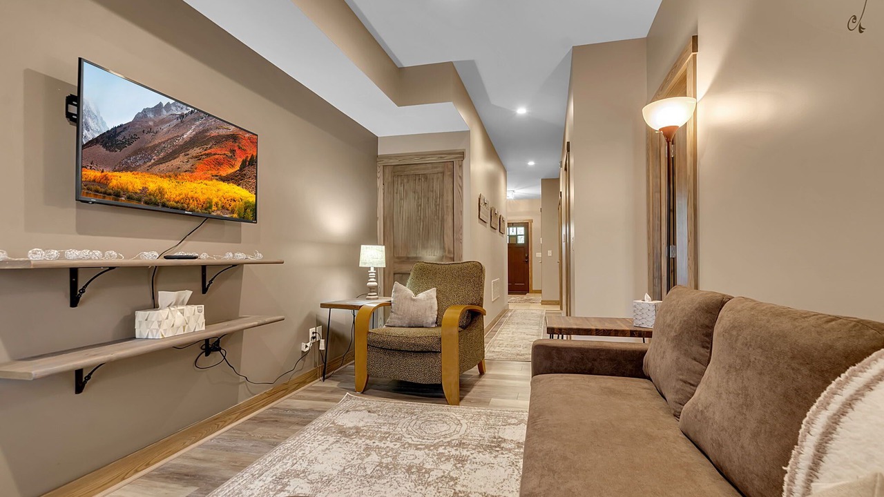 Photo of Livingroom in Ellicottville