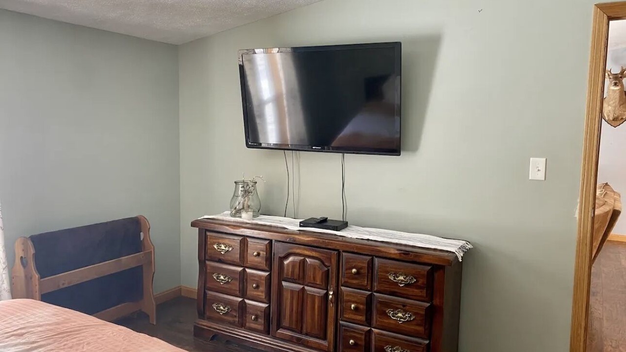 Photo of Bedroom in Leeper