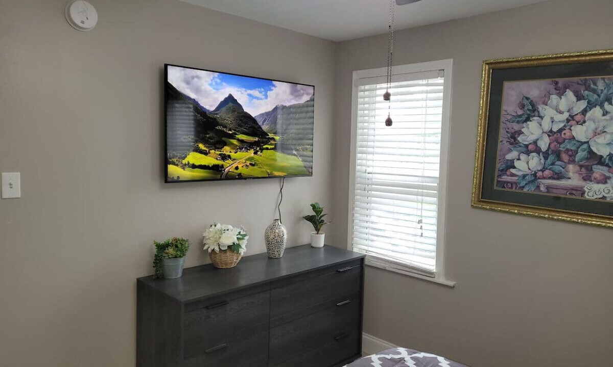 Photo of Bedroom in West Seneca