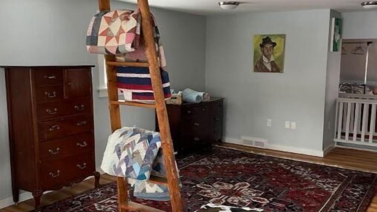 Photo of Bedroom in Pond Cove