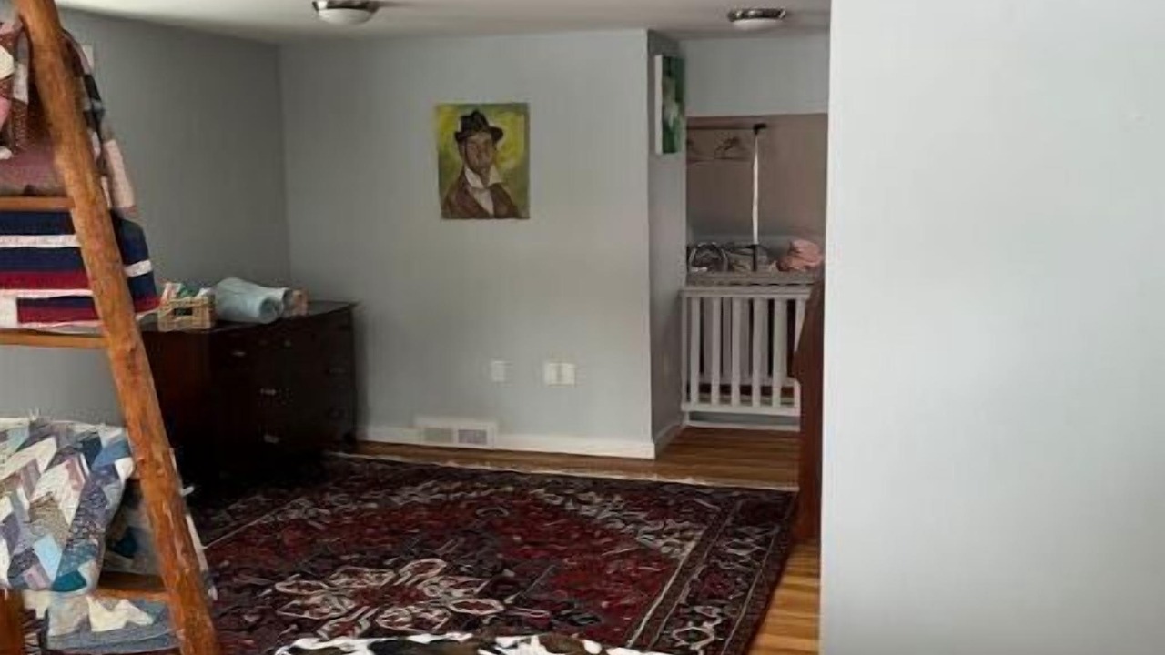 Photo of Bedroom in Pond Cove
