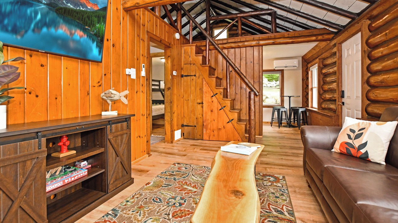 Photo of Livingroom in Lake George
