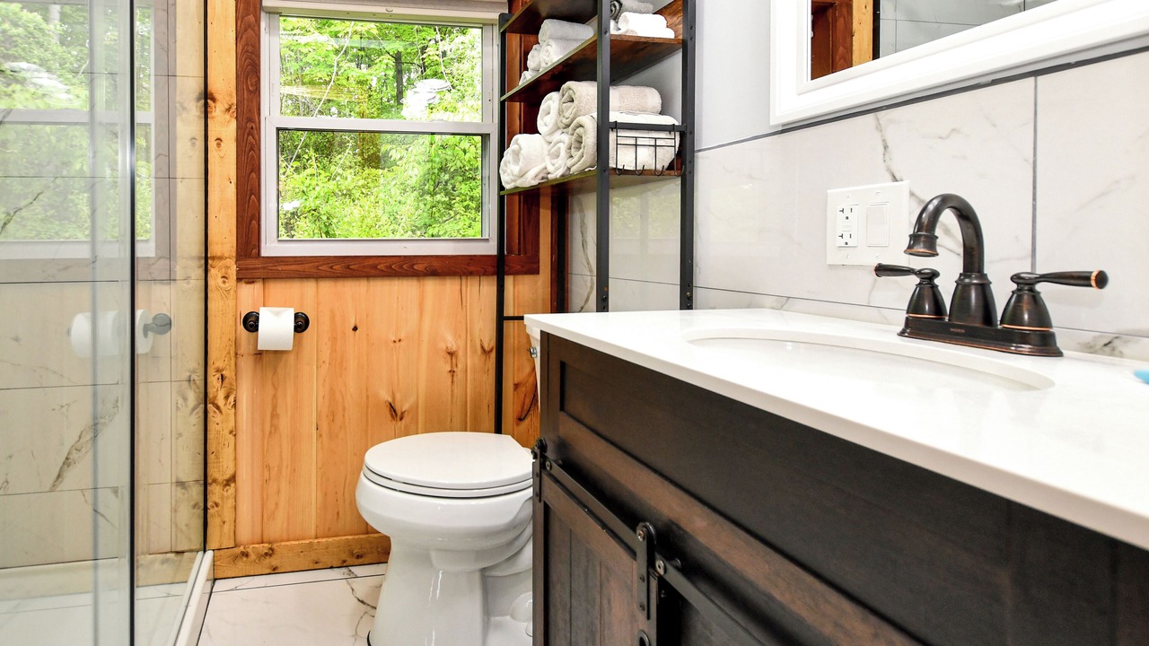 Photo of Bathroom in Lake George