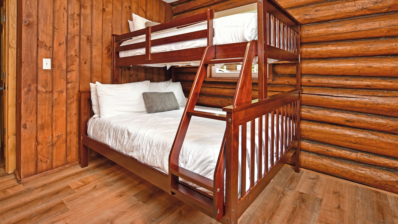 Photo of Bedroom in Lake George