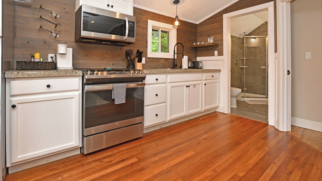 Photo of Kitchen in Lake George