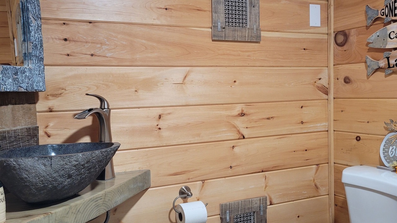 Photo of Bathroom in Abbot