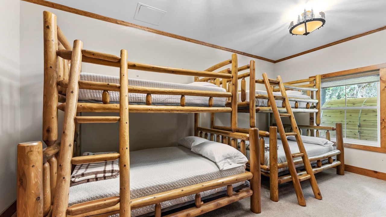 Photo of Bedroom in Ellicottville