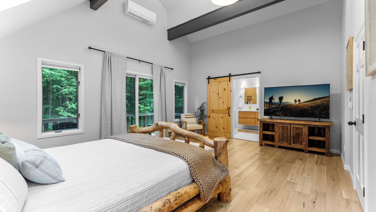 Photo of Bedroom in Ellicottville