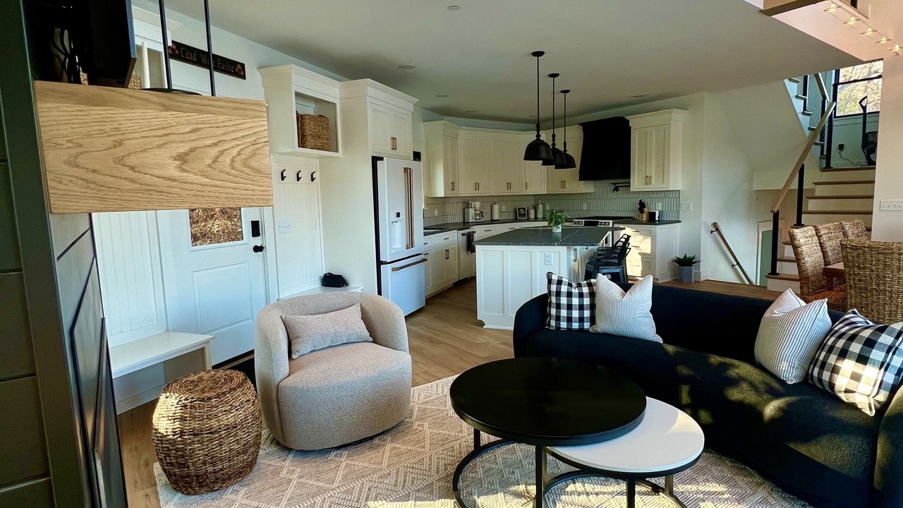 Photo of Livingroom in Hammondsport