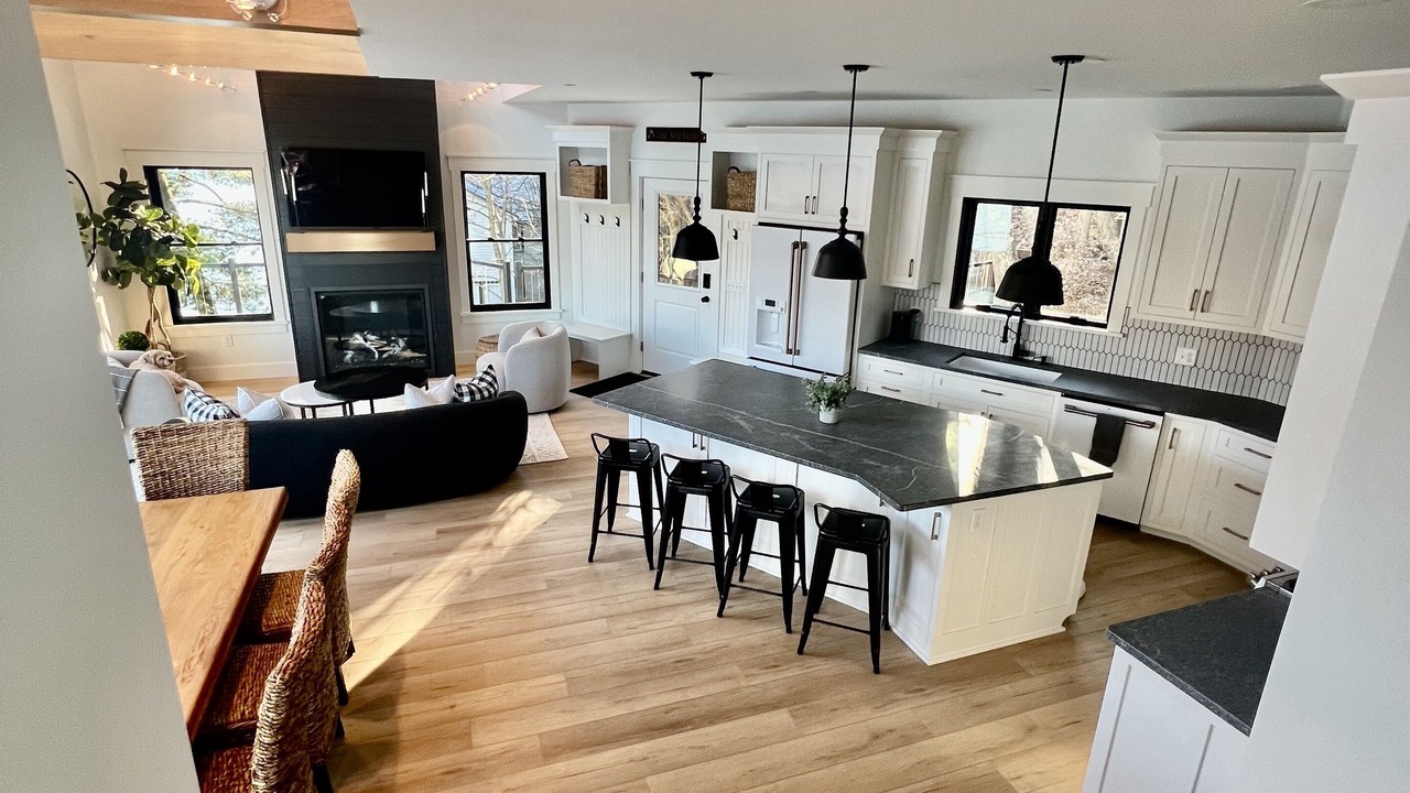Photo of Livingroom in Hammondsport