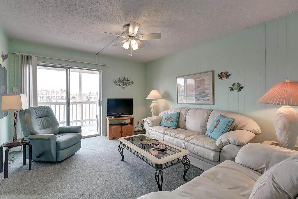 Photo of Livingroom in Corpus Christi