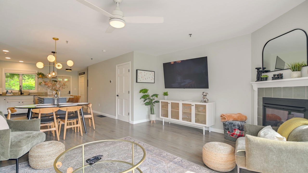 Photo of Livingroom in North Conway