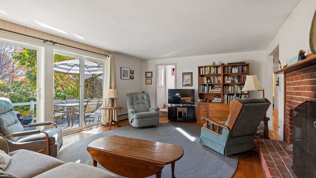 Photo of Livingroom in Cape Porpoise