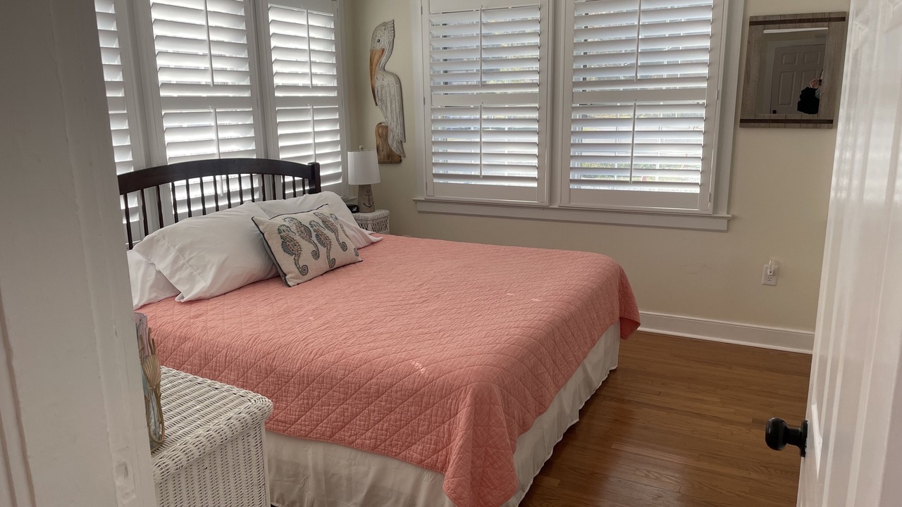 Photo of Bedroom in Deltaville