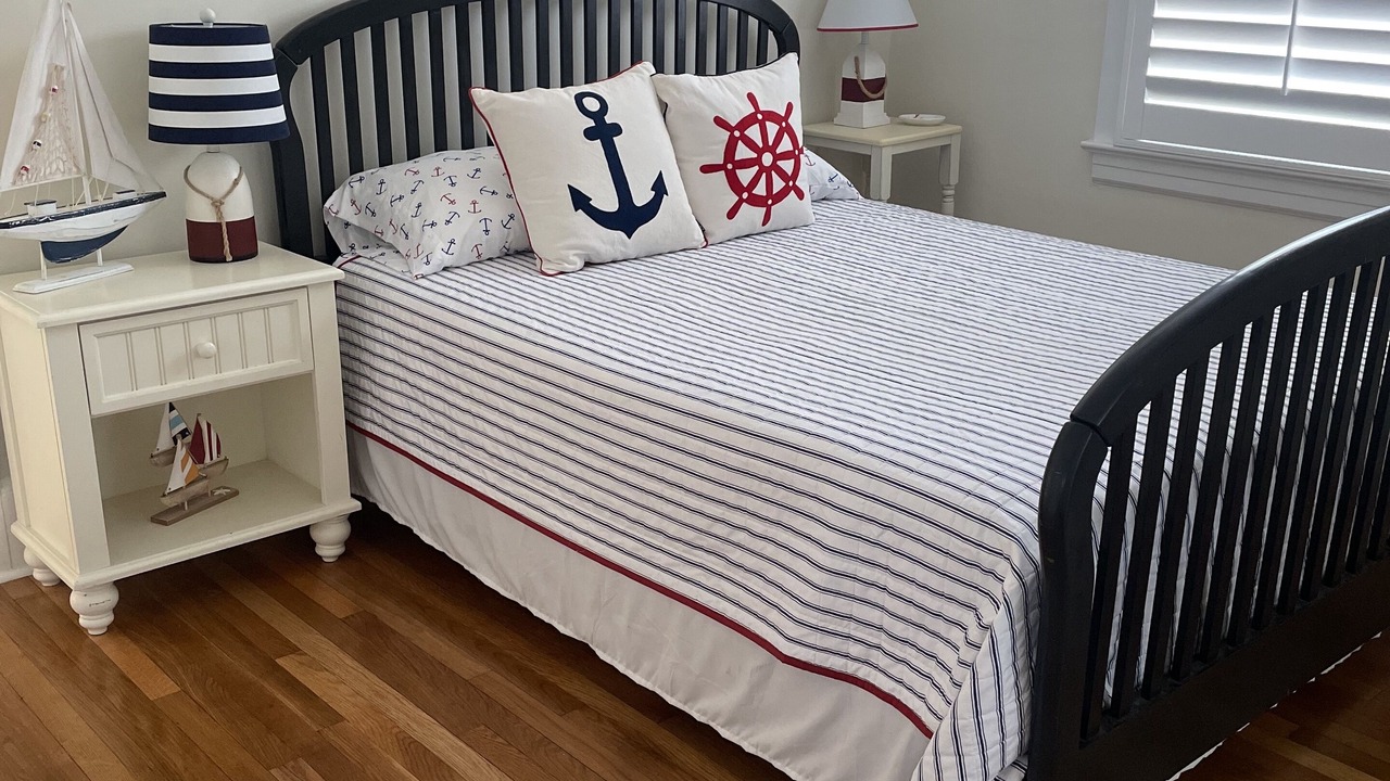 Photo of Bedroom in Deltaville