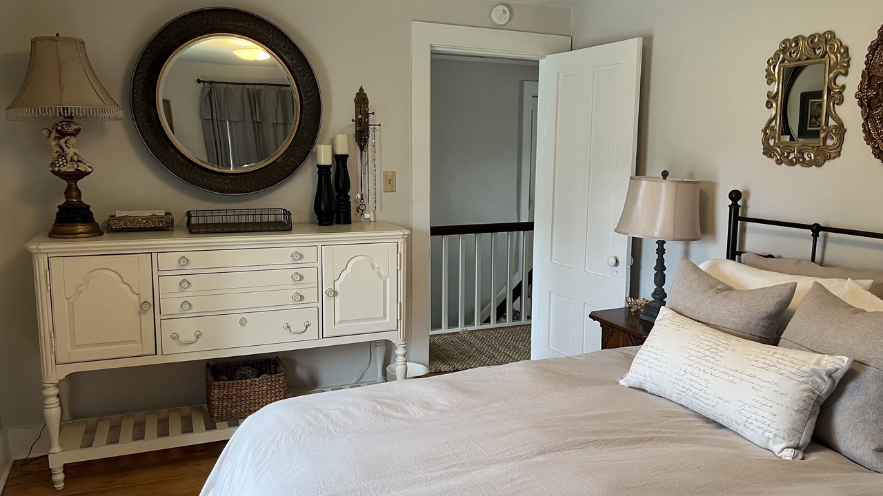 Photo of Bedroom in Bath