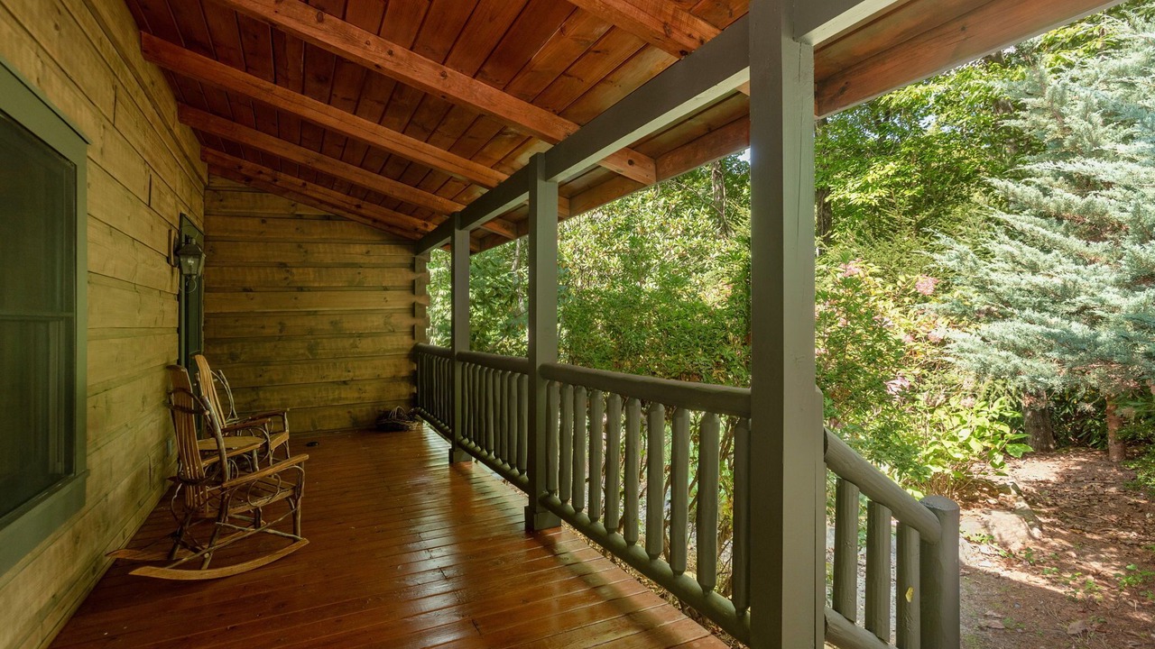 Photo of Patio Balcony in Sapphire