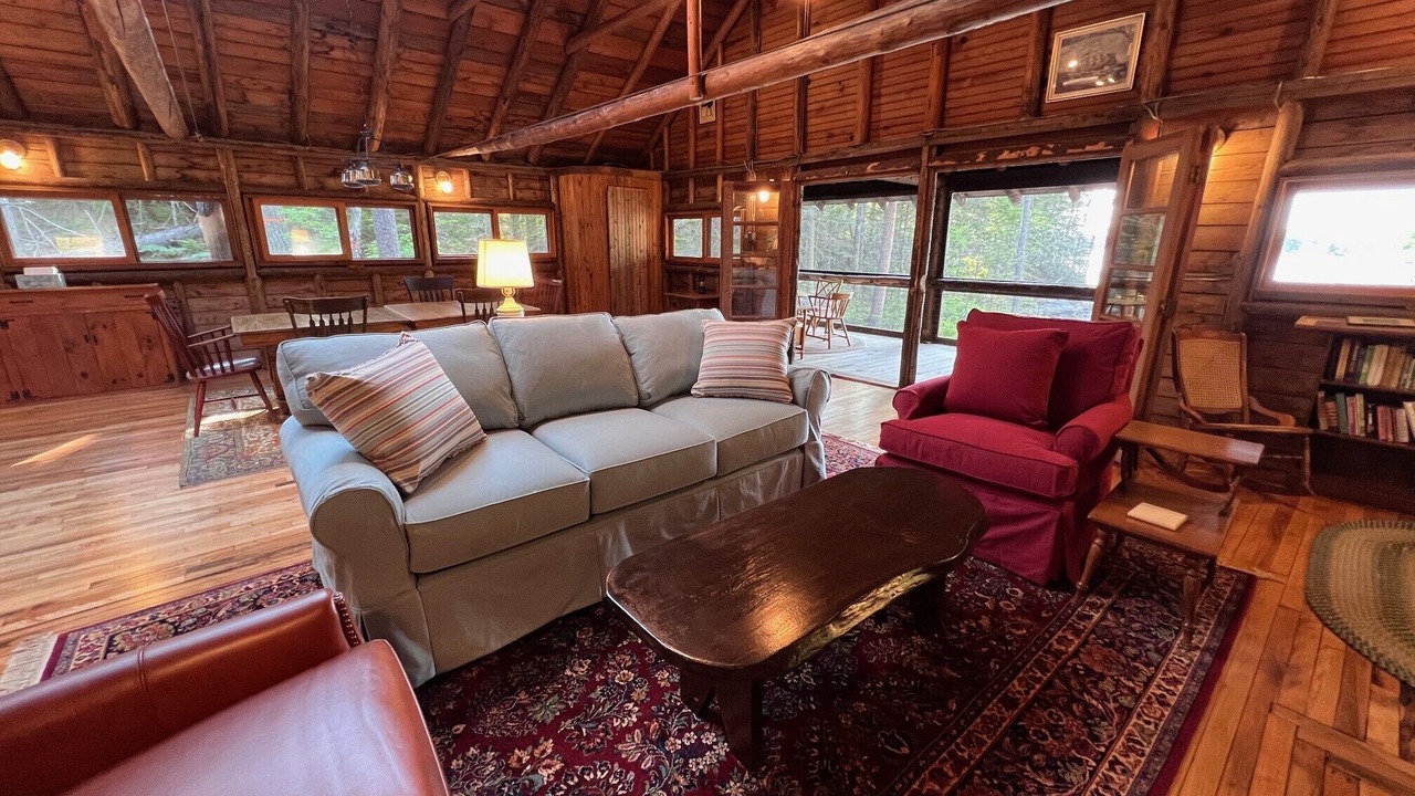 Photo of Livingroom in West Point