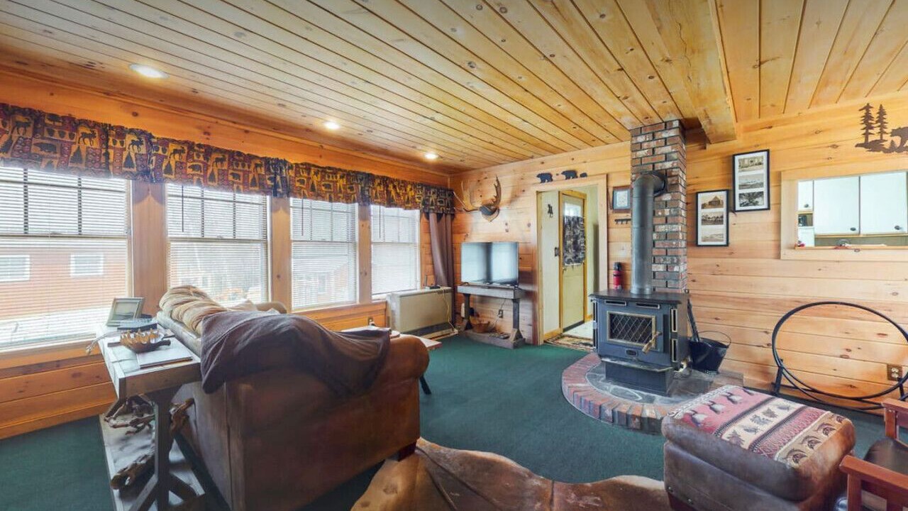 Photo of Livingroom in Greenville