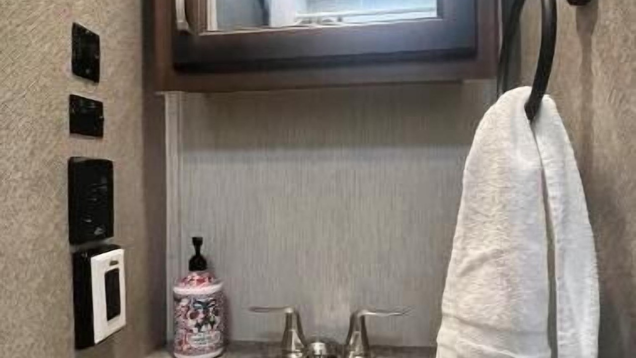 Photo of Bathroom in Honey Grove
