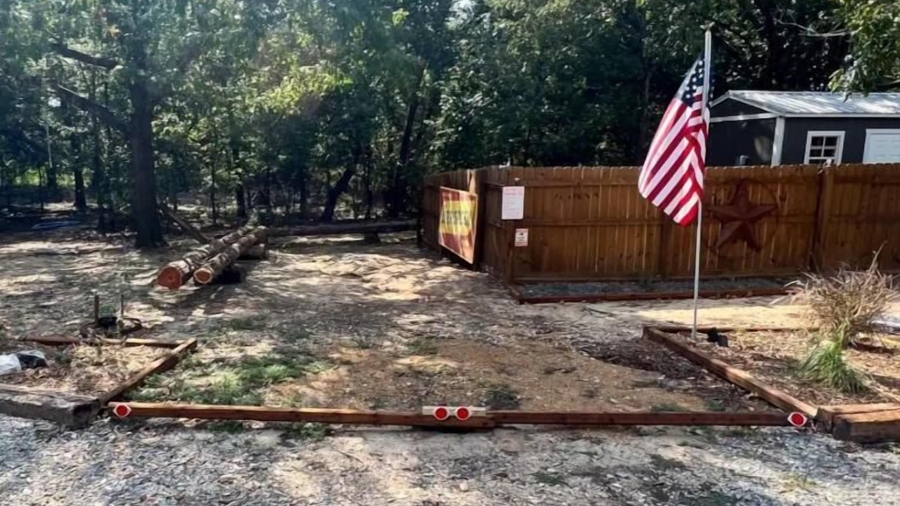 Photo of Outdoor in Honey Grove