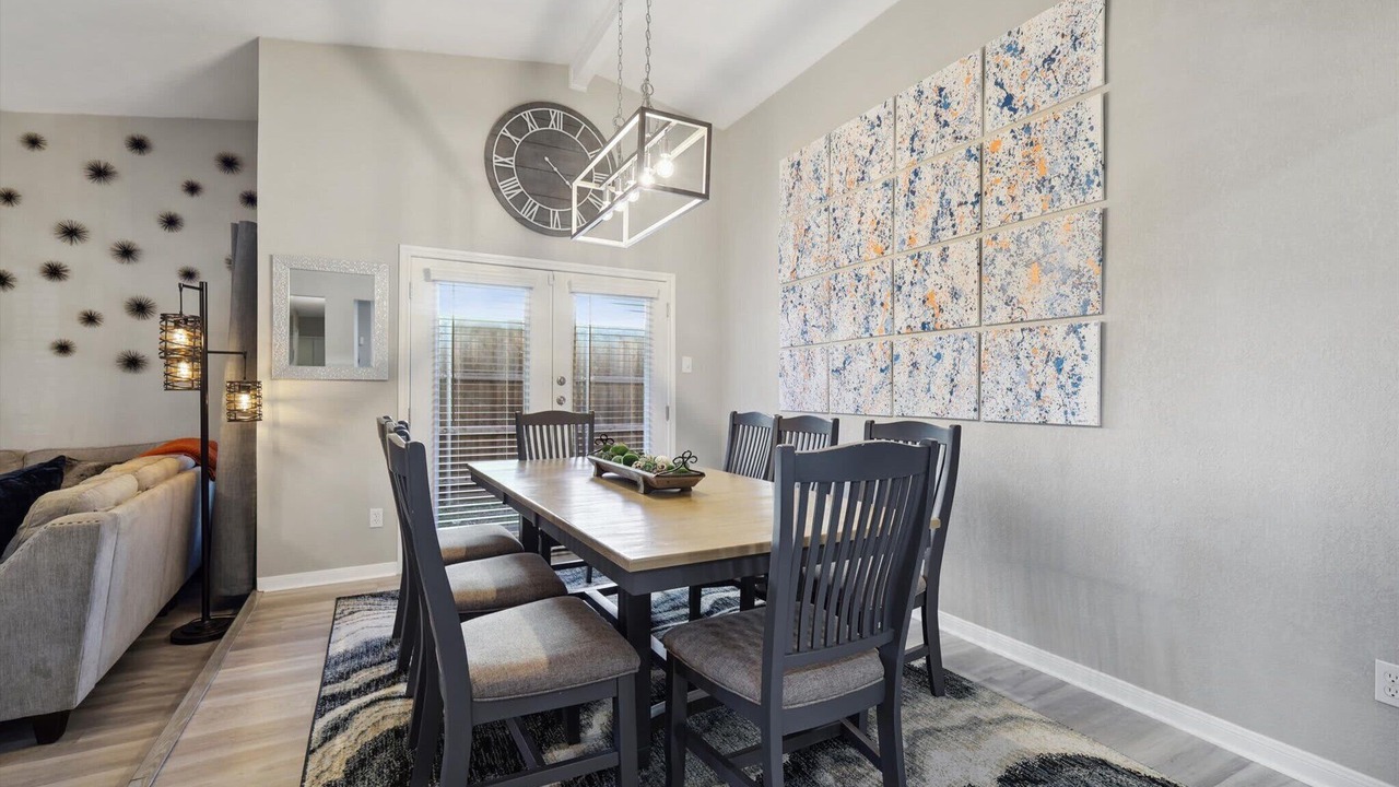 Photo of Bedroom in Garland