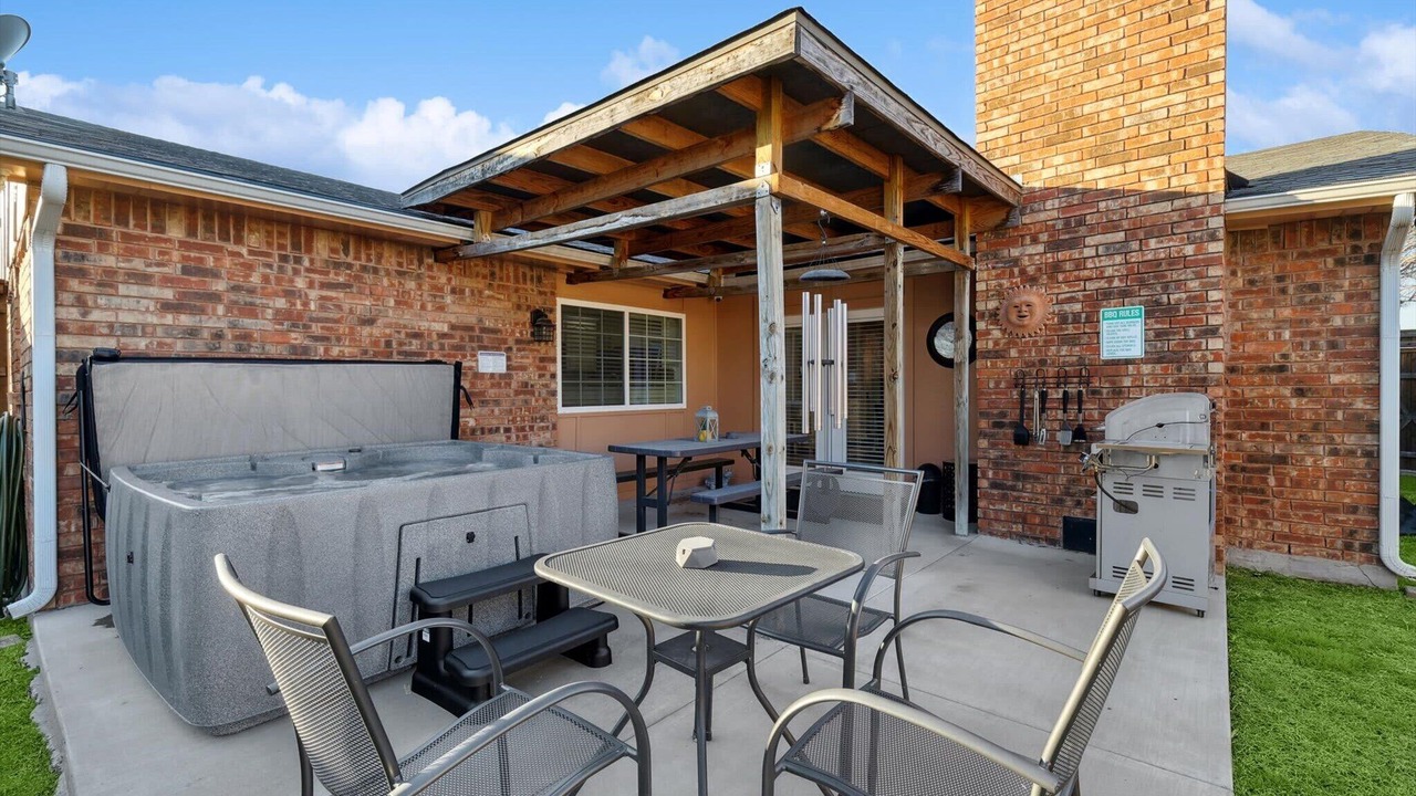 Photo of Outdoor in Garland