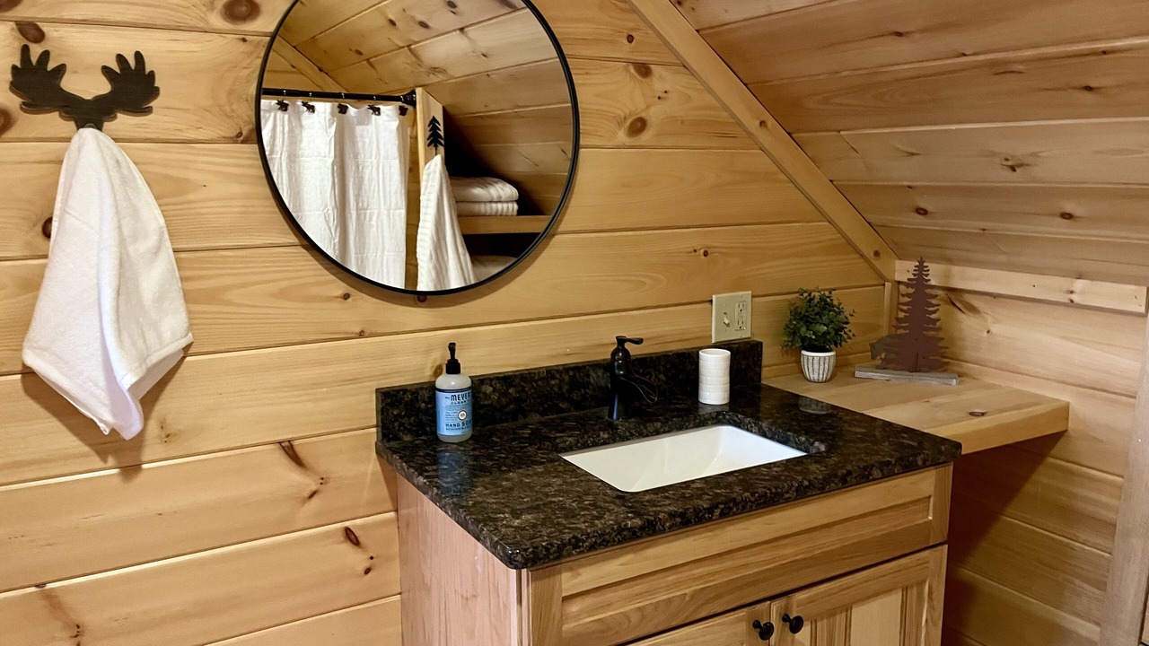 Photo of Bathroom in Embden