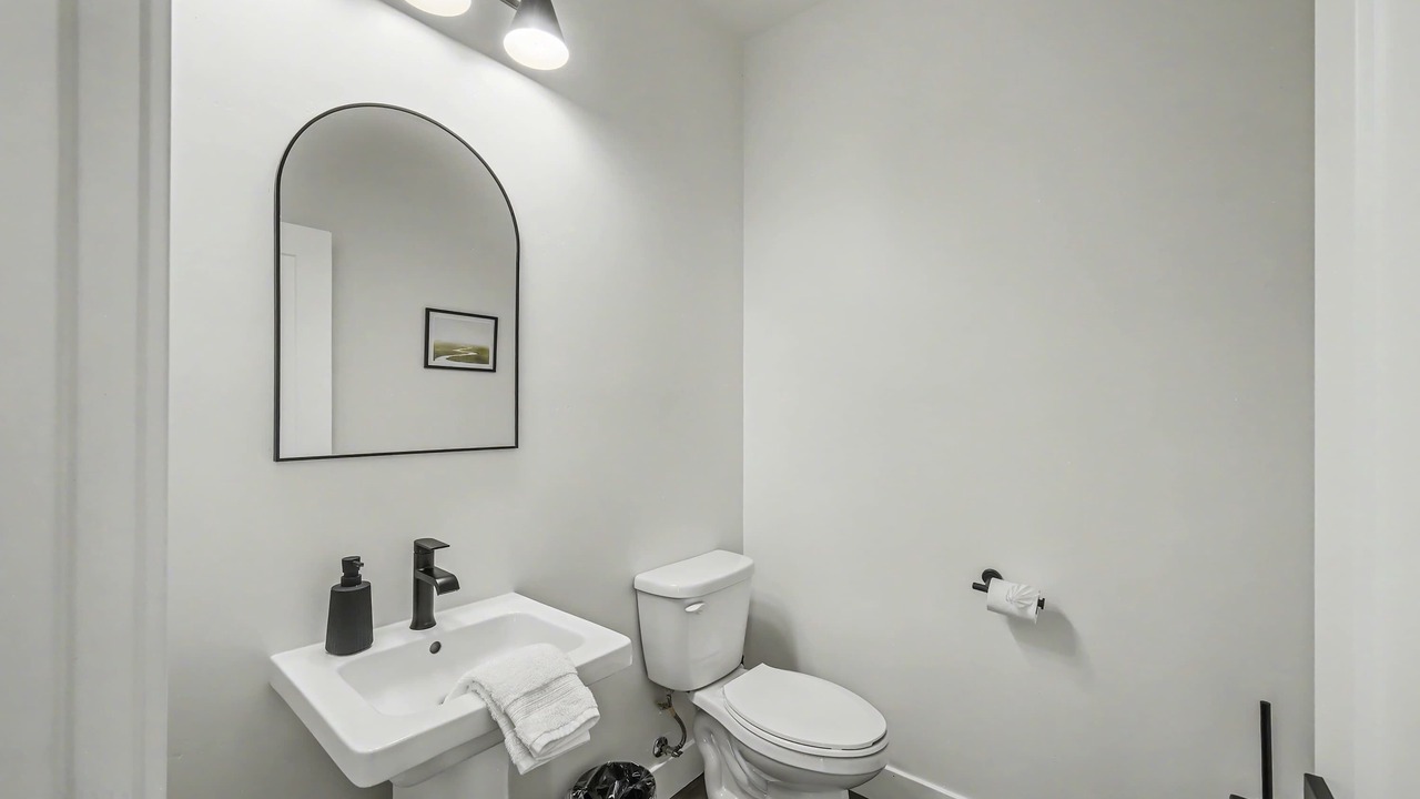 Photo of Others in Hatch