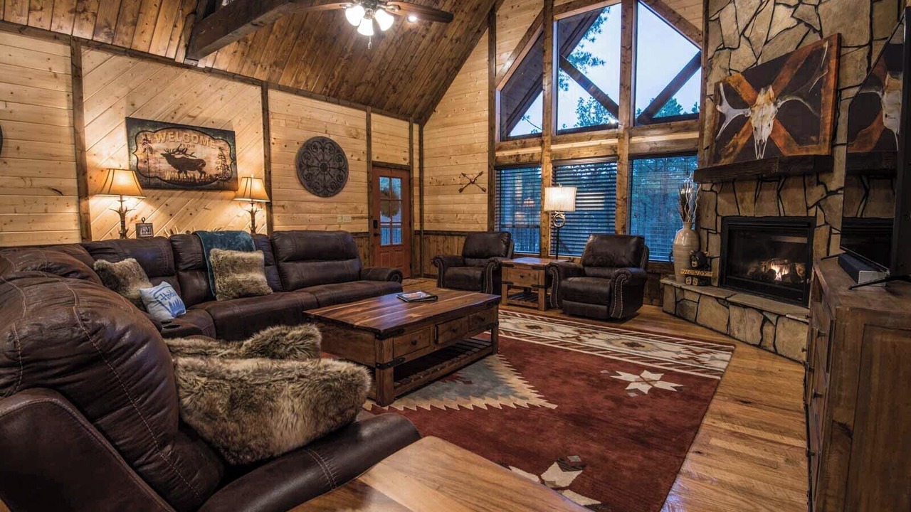 Photo of Livingroom in Hochatown