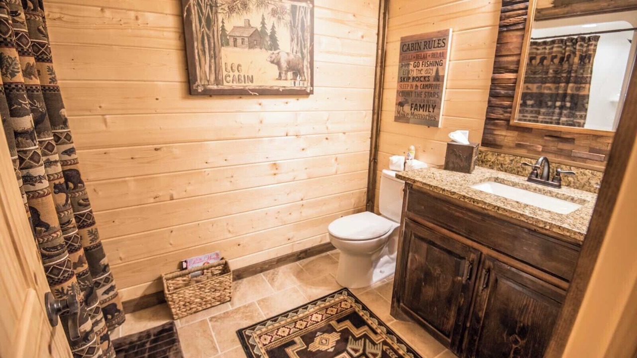 Photo of Bathroom in Hochatown