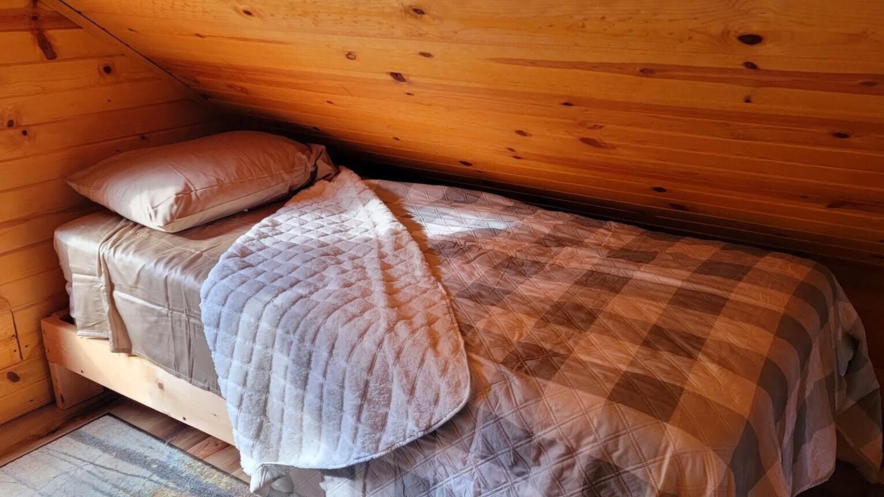 Photo of Bedroom in Coolspring